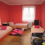 Hostel Hotel Uran *
