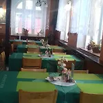 Hotel Uran Hostel Stráž pod Ralskem