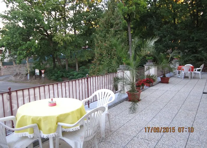 Konukevi Uran *